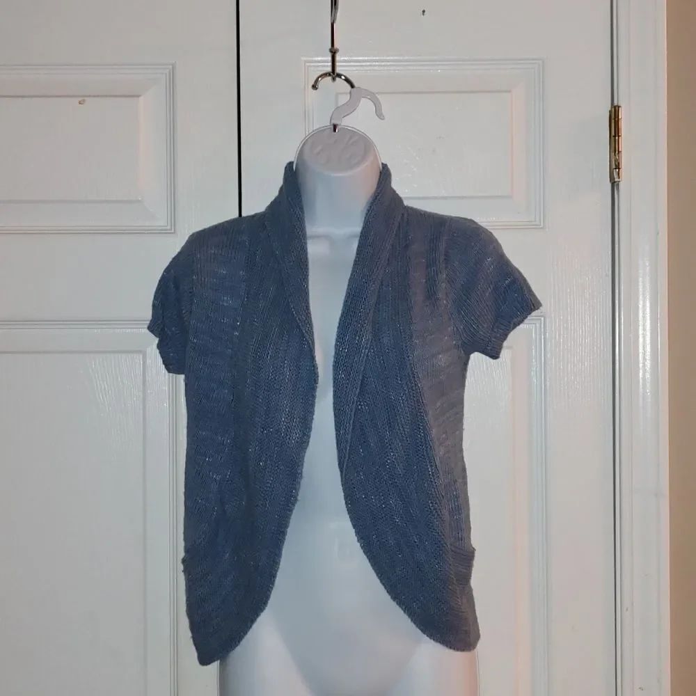 Forever 21   blue cropped open front cardigan shrug Sz S